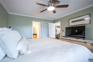 820 Ketch Dr, Naples, FL 34103 - Photo 12
