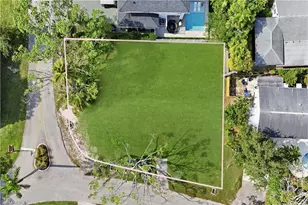 1165 8th Terrace N, Naples, FL 34102 - Photo 2