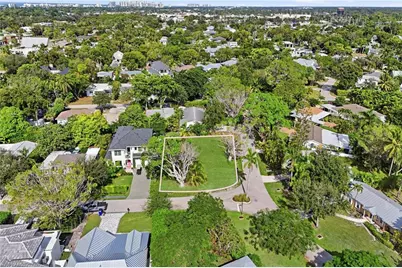 1165 8th Ter N, Naples, FL 34102 - Photo 4