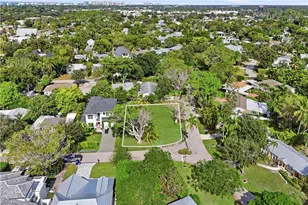 1165 8th Terrace N, Naples, FL 34102 - Photo 4