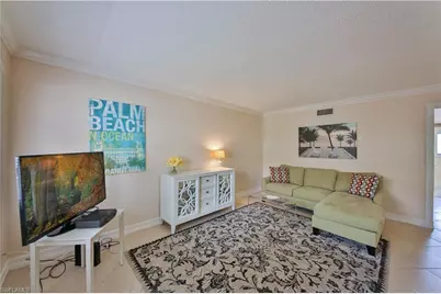 1100 Gulf Shore Blvd N #207, Naples, FL 34102 - Photo 2
