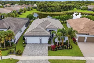 11636 Periwinkle Dr, Naples, FL 34120 - Photo 2