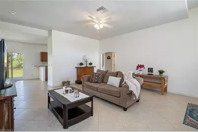 3720 52nd Ave NE, Naples, FL 34120 - Photo 4