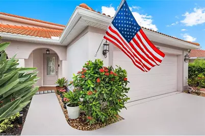172 Sabal Lake Dr, Naples, FL 34104 - Photo 4