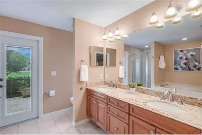 172 Sabal Lake Dr, Naples, FL 34104 - Photo 20