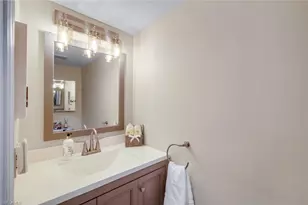 172 Sabal Lake Dr, Naples, FL 34104 - Photo 24