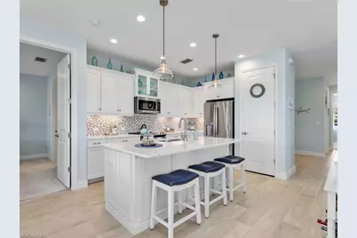 2543 Seychelles Dr #605, Naples, FL 34112 - Photo 4