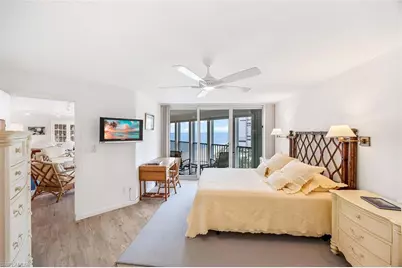 4651 Gulf Shore Blvd N #1106, Naples, FL 34103 - Photo 24