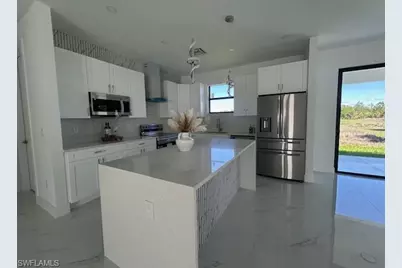 2563 47th Ave NE, Naples, FL 34120 - Photo 6