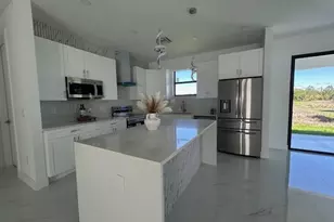 2563 47th Ave NE, Naples, FL 34120 - Photo 6