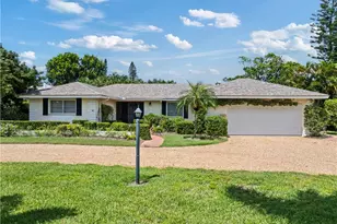 717 Rudder Rd, Naples, FL 34102 - Photo 12