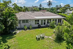 717 Rudder Rd, Naples, FL 34102 - Photo 30