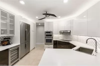 173 Colonade Cir #1401, Naples, FL 34103 - Photo 14