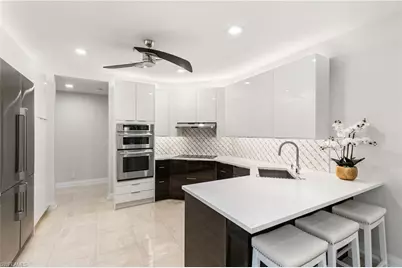 173 Colonade Cir #1401, Naples, FL 34103 - Photo 12