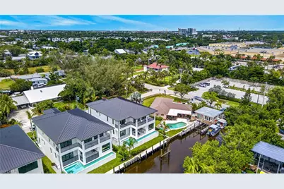 2949 Cypress St, Naples, FL 34112 - Photo 46