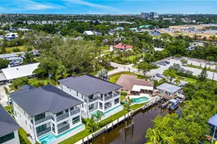 2949 Cypress St, Naples, FL 34112 - Photo 46