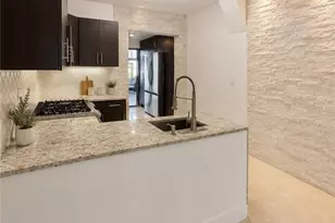 4590 E 9th Ln, Hialeah, FL 33013 - Photo 8