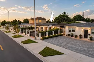 4590 E 9th Ln, Hialeah, FL 33013 - Photo 4