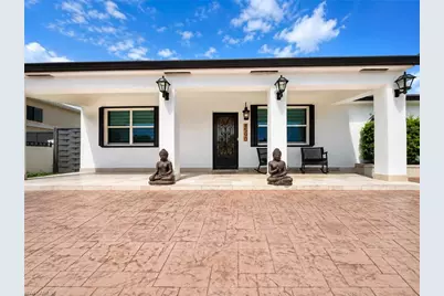4590 E 9th Ln, Hialeah, FL 33013 - Photo 2