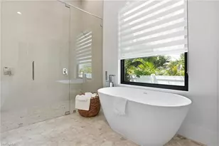 1150 8th Terrace N, Naples, FL 34102 - Photo 32