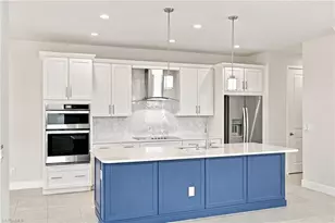 13013 Pembroke Dr, Naples, FL 34105 - Photo 8