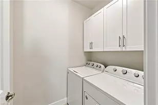 13013 Pembroke Dr, Naples, FL 34105 - Photo 26