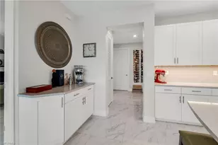257 Indies Dr E, Naples, FL 34114 - Photo 12