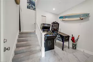 257 Indies Dr E, Naples, FL 34114 - Photo 4