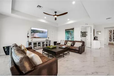 257 Indies Dr E #202, Naples, FL 34114 - Photo 6