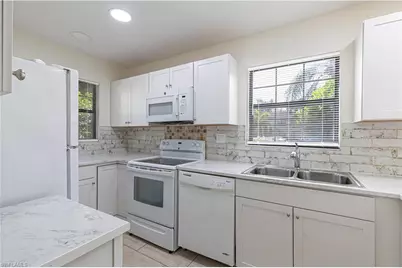 5343 Treetops Dr #S101, Naples, FL 34113 - Photo 2