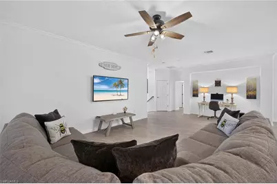 12015 Hawthorn Lake Dr #201, Fort Myers, FL 33913 - Photo 6