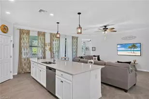12015 Hawthorn Lake Dr, Fort Myers, FL 33913 - Photo 10