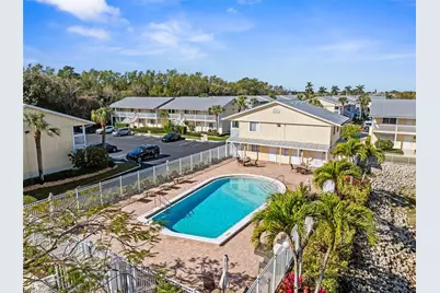 4629 Bayshore Dr #J3, Naples, FL 34112 - Photo 14