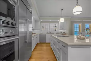 1255 Gulf Shore Blvd N, Naples, FL 34102 - Photo 12