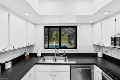6031 Dogwood Way, Naples, FL 34116 - Photo 22
