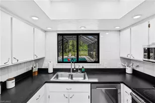 6031 Dogwood Way, Naples, FL 34116 - Photo 22