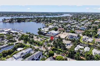 660 14th Ave S, Naples, FL 34102 - Photo 2