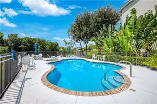520 Club Side Dr, Naples, FL 34110 - Photo 22