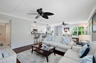520 Club Side Dr, Naples, FL 34110 - Photo 4