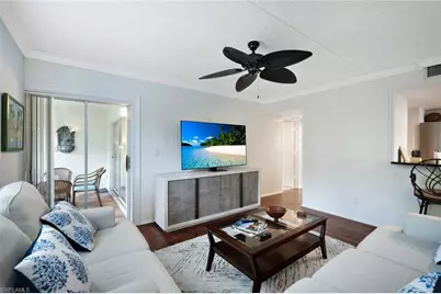 520 Club Side Dr #4-520, Naples, FL 34110 - Photo 6