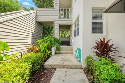 520 Club Side Dr #4-520, Naples, FL 34110 - Photo 2