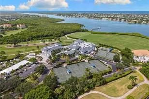 2439 Breakwater Wy, Naples, FL 34112 - Photo 40