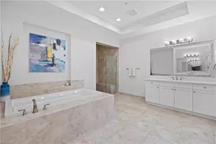 2439 Breakwater Wy, Naples, FL 34112 - Photo 22