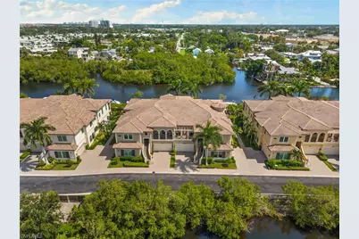 2439 Breakwater Way #9102, Naples, FL 34112 - Photo 2