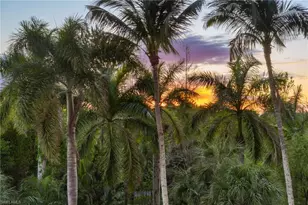 5555 Heron Point Dr, Naples, FL 34108 - Photo 10