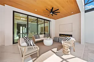 135 7th St N, Naples, FL 34102 - Photo 28