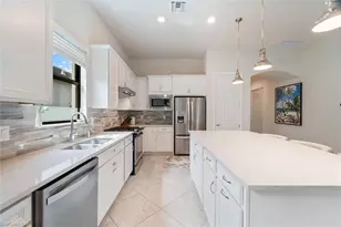 9406 Greyhawk Trl, Naples, FL 34120 - Photo 6