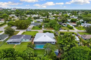 1128 Hilltop Dr, Naples, FL 34103 - Photo 30