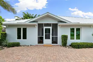 1128 Hilltop Dr, Naples, FL 34103 - Photo 34