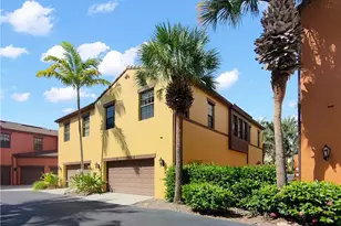 9092 Capistrano St S, Naples, FL 34113 - Photo 4